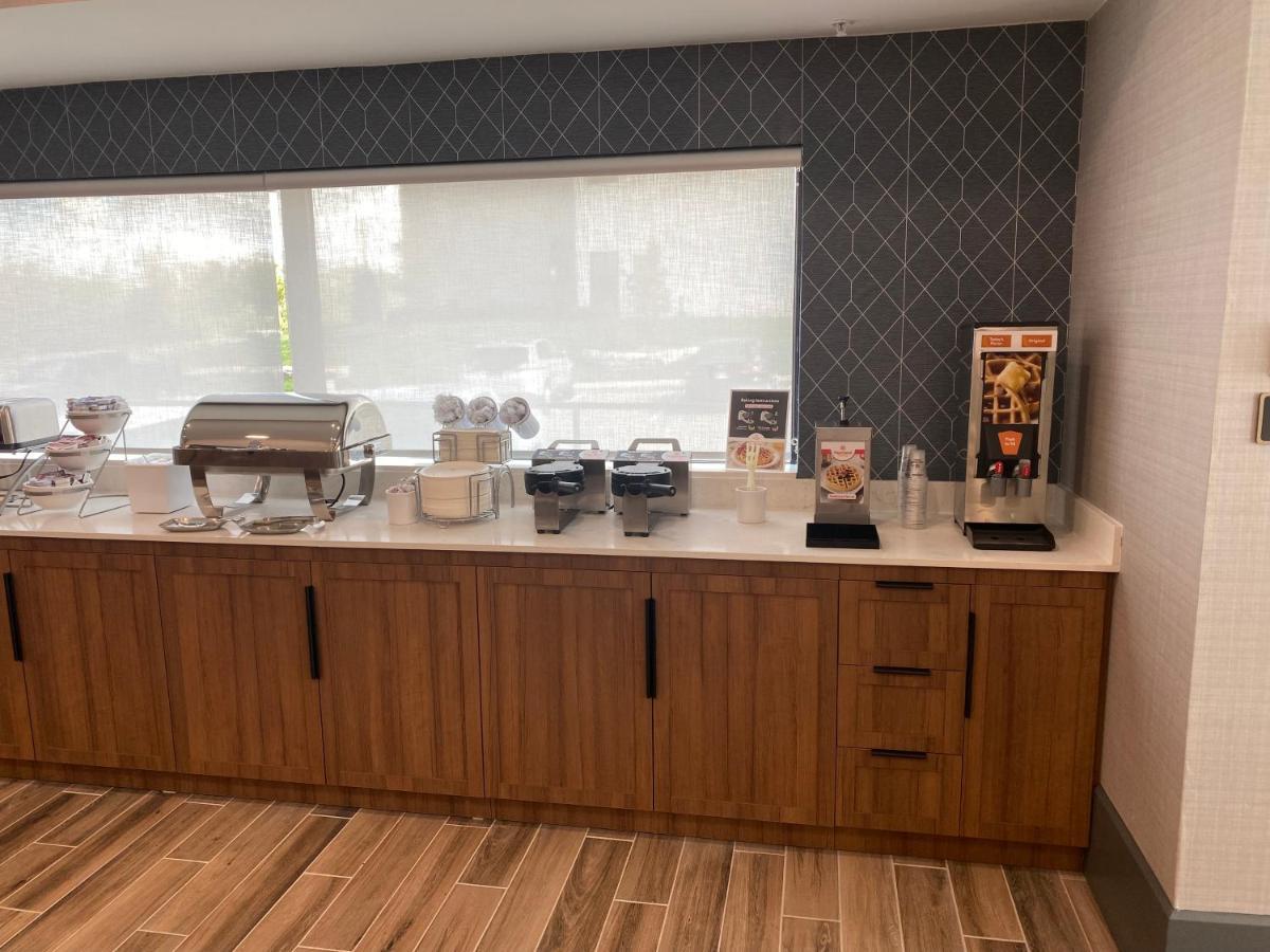 Comfort Inn & Suites Gallatin - Nashville Metro Eksteriør billede