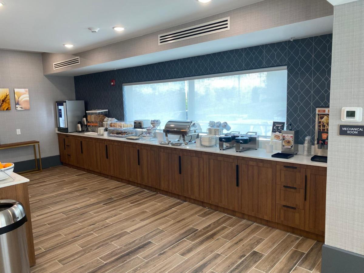 Comfort Inn & Suites Gallatin - Nashville Metro Eksteriør billede