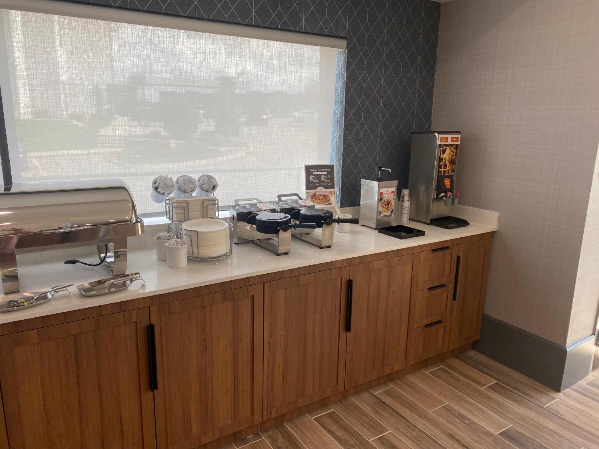 Comfort Inn & Suites Gallatin - Nashville Metro Eksteriør billede